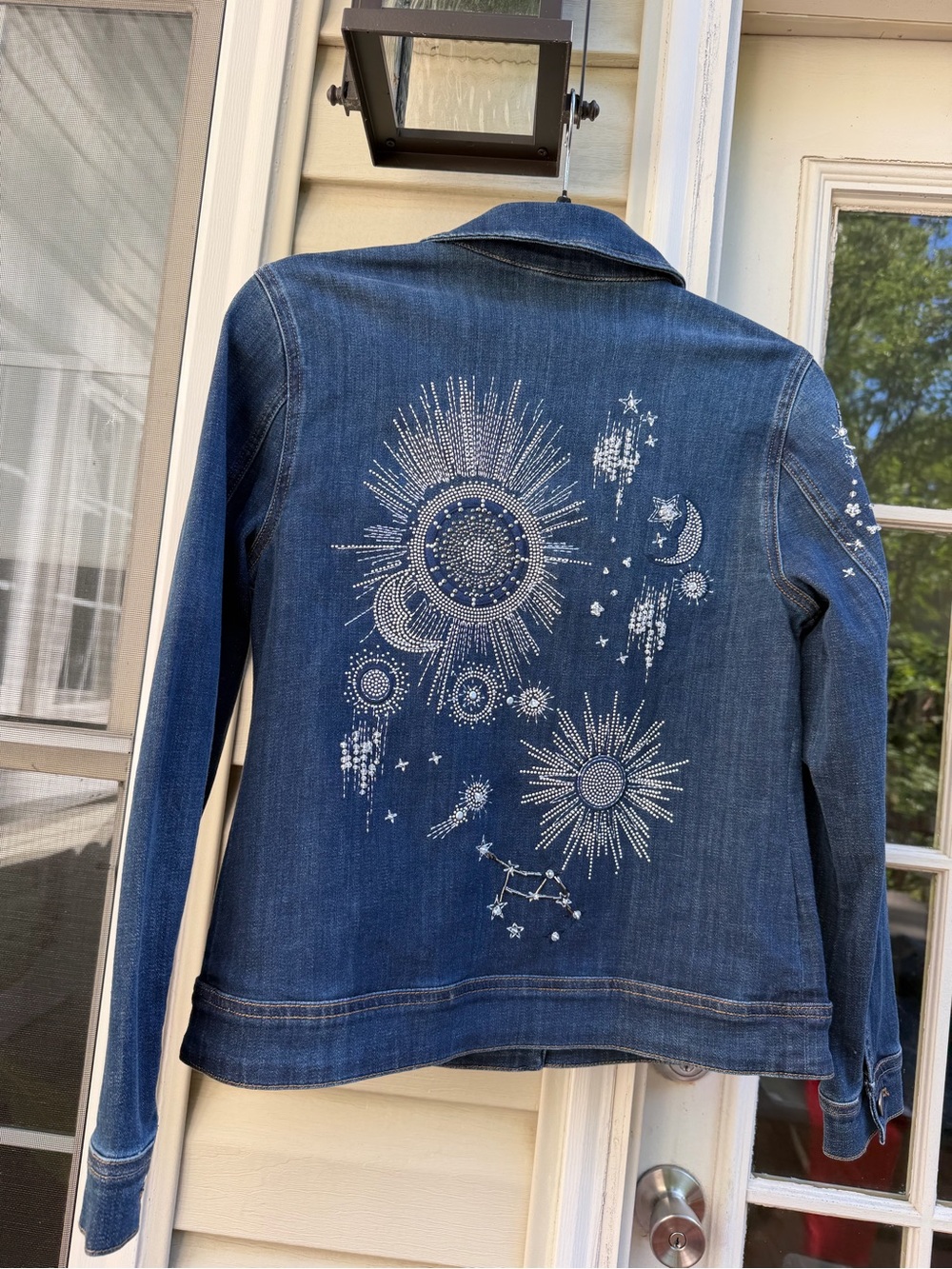 NWOT Chico’s Embellished Celestial Denim Jacket Sz Chico's 0 / Regular 4/6 - Picture 7 of 9